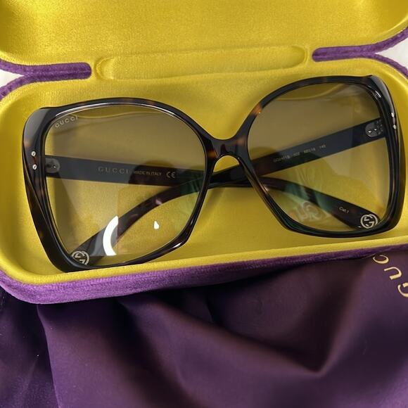 NWT! Gucci 62mm Oversized Sunglasses
